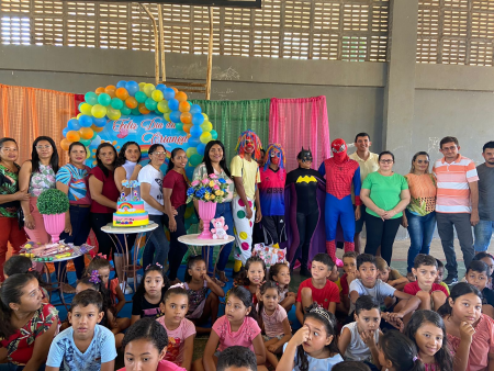 Prefeita Chaguinha da Saúde Participa de Festa das Crianças