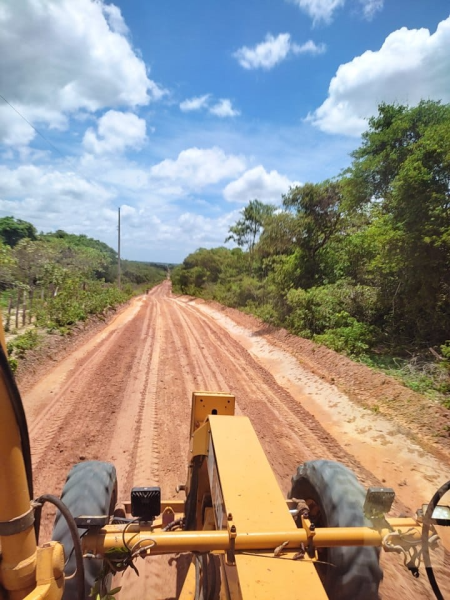 Prefeitura de Murici dos Portelas Intensifica Recuperação de Estradas Vicinais na Zona Rural