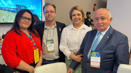 Prefeita Chaguinha da Saúde Participa da Marcha dos Prefeitos 2023