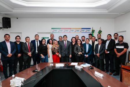 Prefeita Chaguiha da Saúde Participa de Encontro Com o Governador no Palácio de Karnak
